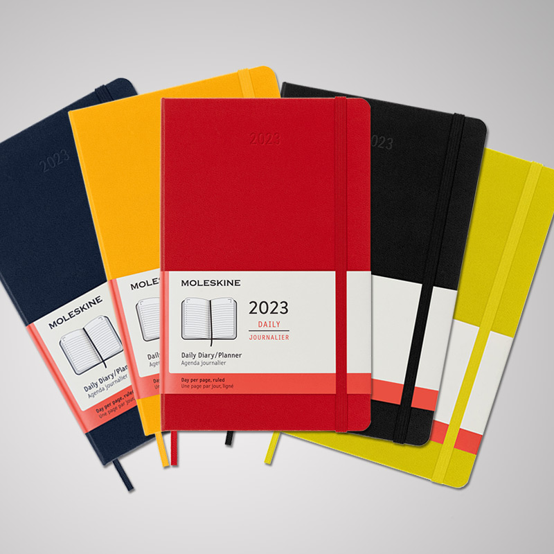 Agenda Hebdomadaire Moleskine 2023 – Format XL 19x25 Cm – Couverture Rigide, Pages Lignées – Couleur Orange/jaune – 12 Mois