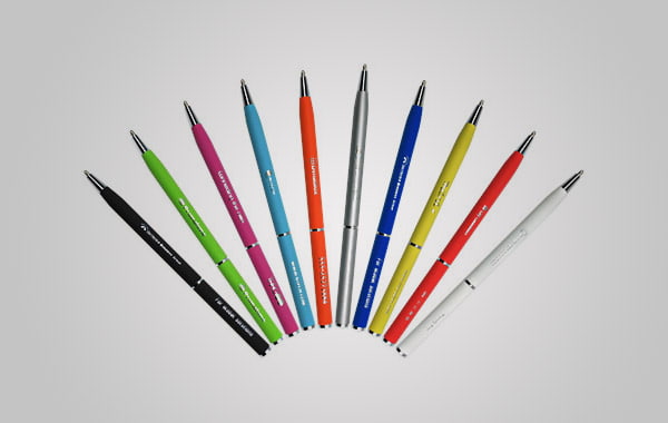 Kemijska olovka Superior Mini - Elegantna višebojna kemijska olovka, koja idealno pristaje uz vaš korporativni identitet