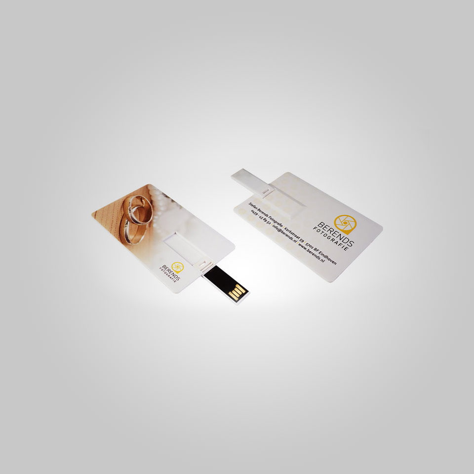 USB Credit Card 2.0 - Ultra-thin and 100% printable area